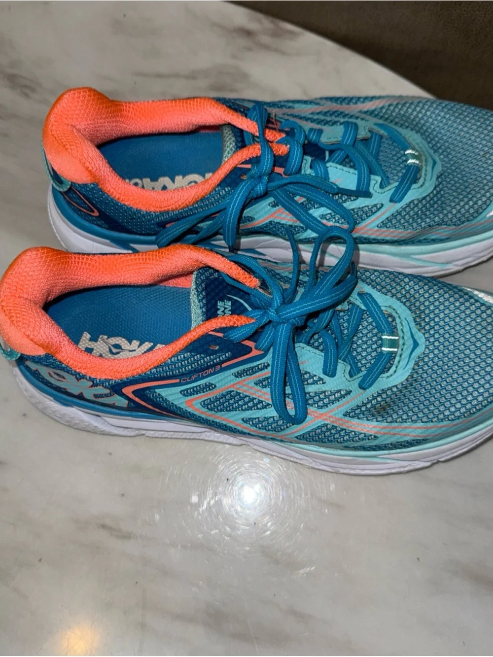Hoka one clifton